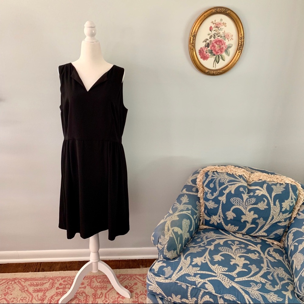 LOFT Black Sleeveless A-Line Dress